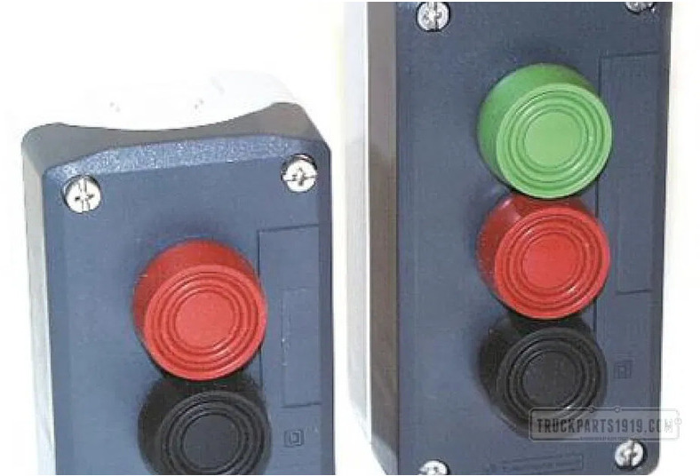 Diversen TELEMECANIQUE Electrical System Drukknopschakelaar 1-knops - Dashboard for Truck: picture 1 Diversen TELEMECANIQUE Electrical System Drukknopschakelaar 1-knops - Dashboard for Truck: picture 1
