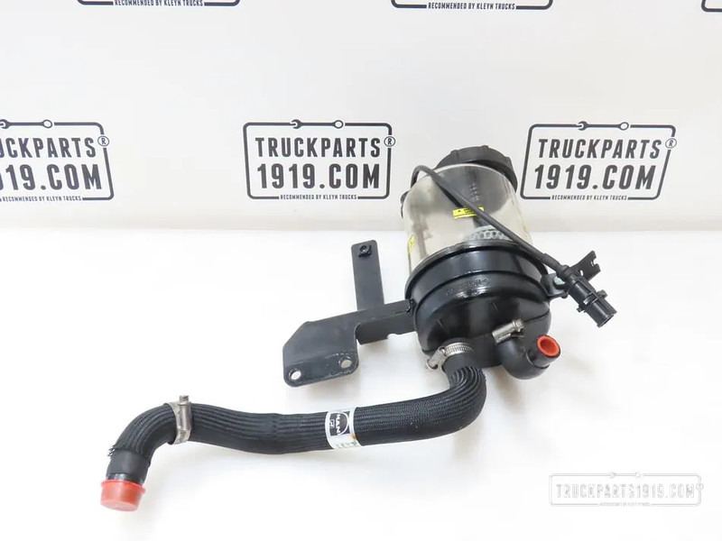 MAN 81.47301-6081 Stuurolie resevoir - Expansion tank for Truck: picture 1 MAN 81.47301-6081 Stuurolie resevoir - Expansion tank for Truck: picture 1