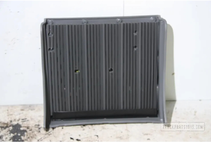 Mercedes-Benz A9415200320 Spatscherm - Body and exterior for Truck: picture 2 Mercedes-Benz A9415200320 Spatscherm - Body and exterior for Truck: picture 2