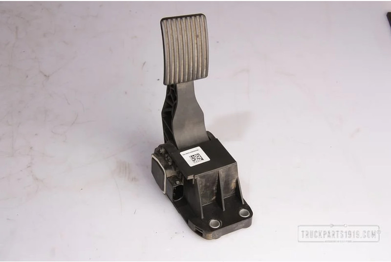 Mercedes-Benz Electrical System Gaspedaal MERCEDES-BENZ - Pedal for Truck: picture 1 Mercedes-Benz Electrical System Gaspedaal MERCEDES-BENZ - Pedal for Truck: picture 1