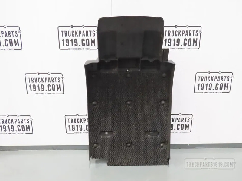 Volvo 82637695 | Spatbord voor Li. - Body and exterior for Truck: picture 2 Volvo 82637695 | Spatbord voor Li. - Body and exterior for Truck: picture 2