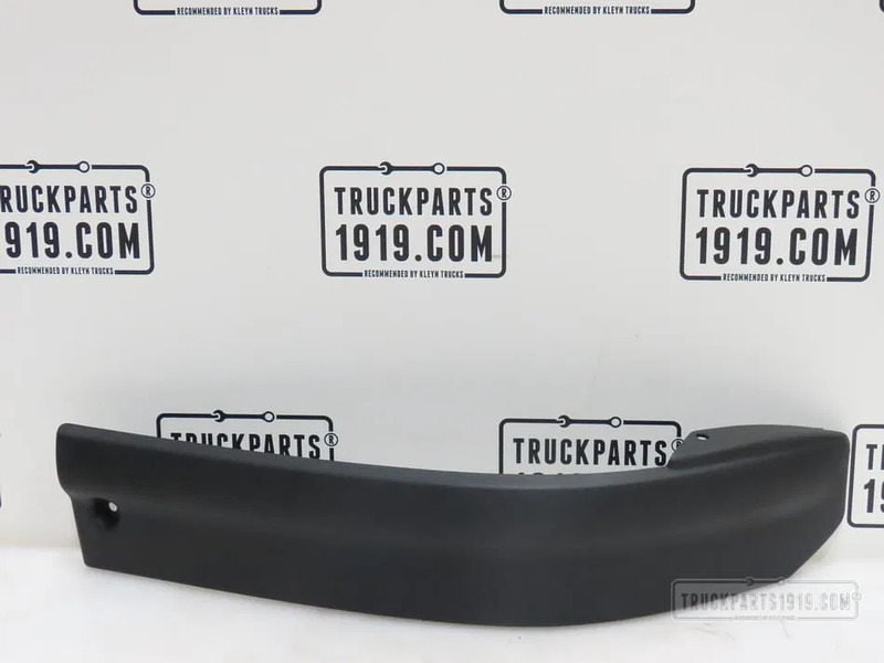 Volvo Body & Chassis Parts Bumperhoek afdekking Re. Volvo - Bumper for Truck: picture 1 Volvo Body & Chassis Parts Bumperhoek afdekking Re. Volvo - Bumper for Truck: picture 1