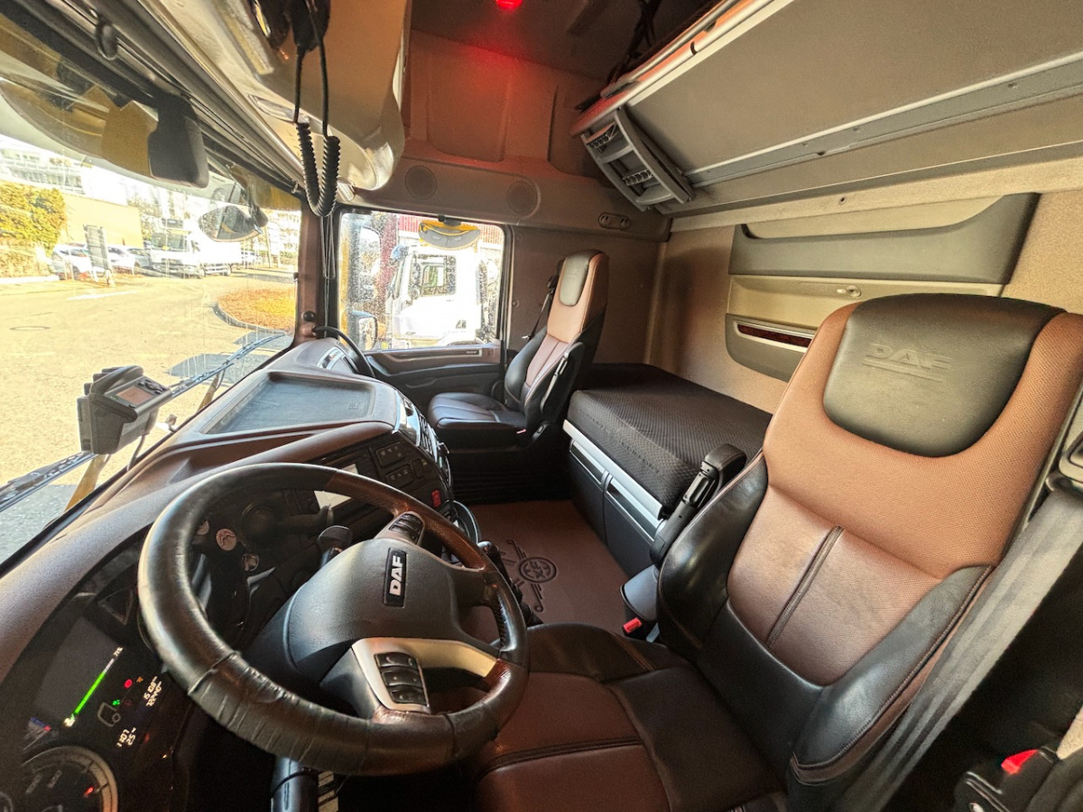 DAF FAN XF 530 LD Jumbo - Curtainsider truck: picture 4 DAF FAN XF 530 LD Jumbo - Curtainsider truck: picture 4