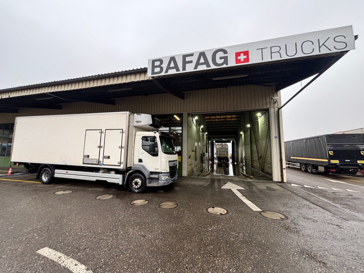 DAF LF 280 I 4x2 - Refrigerator truck: picture 2 DAF LF 280 I 4x2 - Refrigerator truck: picture 2