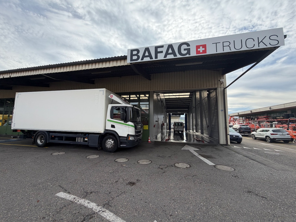 SCANIA P280 - Box truck: picture 2 SCANIA P280 - Box truck: picture 2