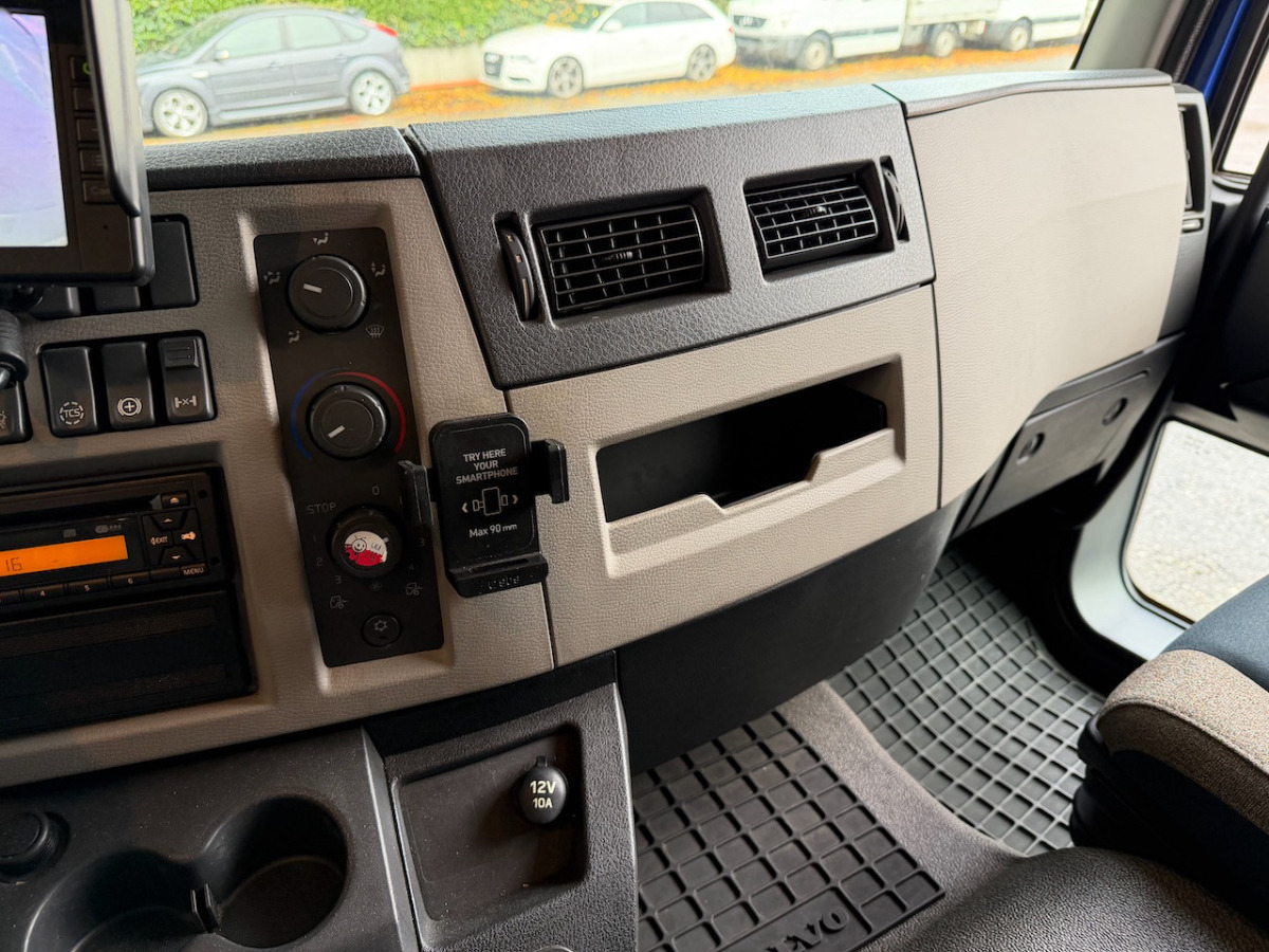 Box truck VOLVO FL-280  4x2R: picture 8