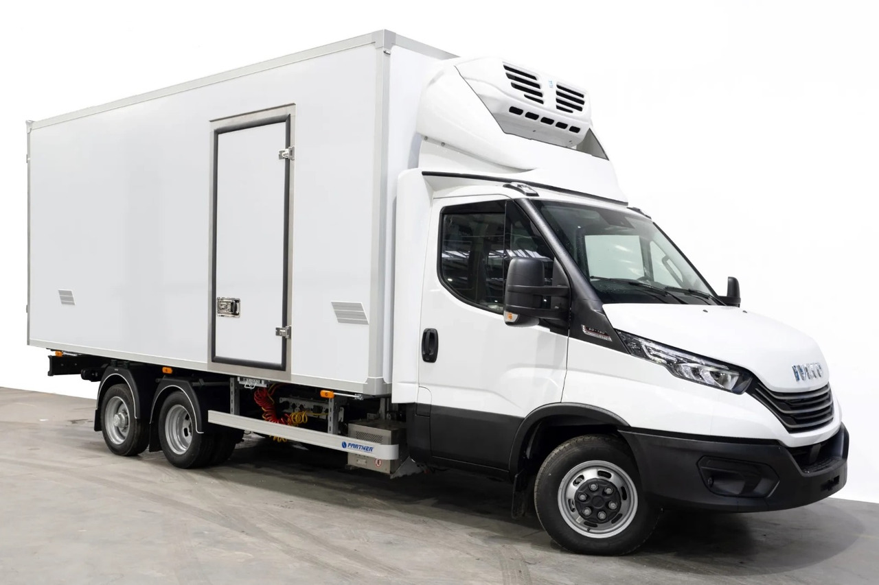 IVECO Daily BE-Truck 35S18H A8 180 PS Kühlkoffer 7.000kg Gesamtgewicht - Refrigerator truck: picture 4 IVECO Daily BE-Truck 35S18H A8 180 PS Kühlkoffer 7.000kg Gesamtgewicht - Refrigerator truck: picture 4