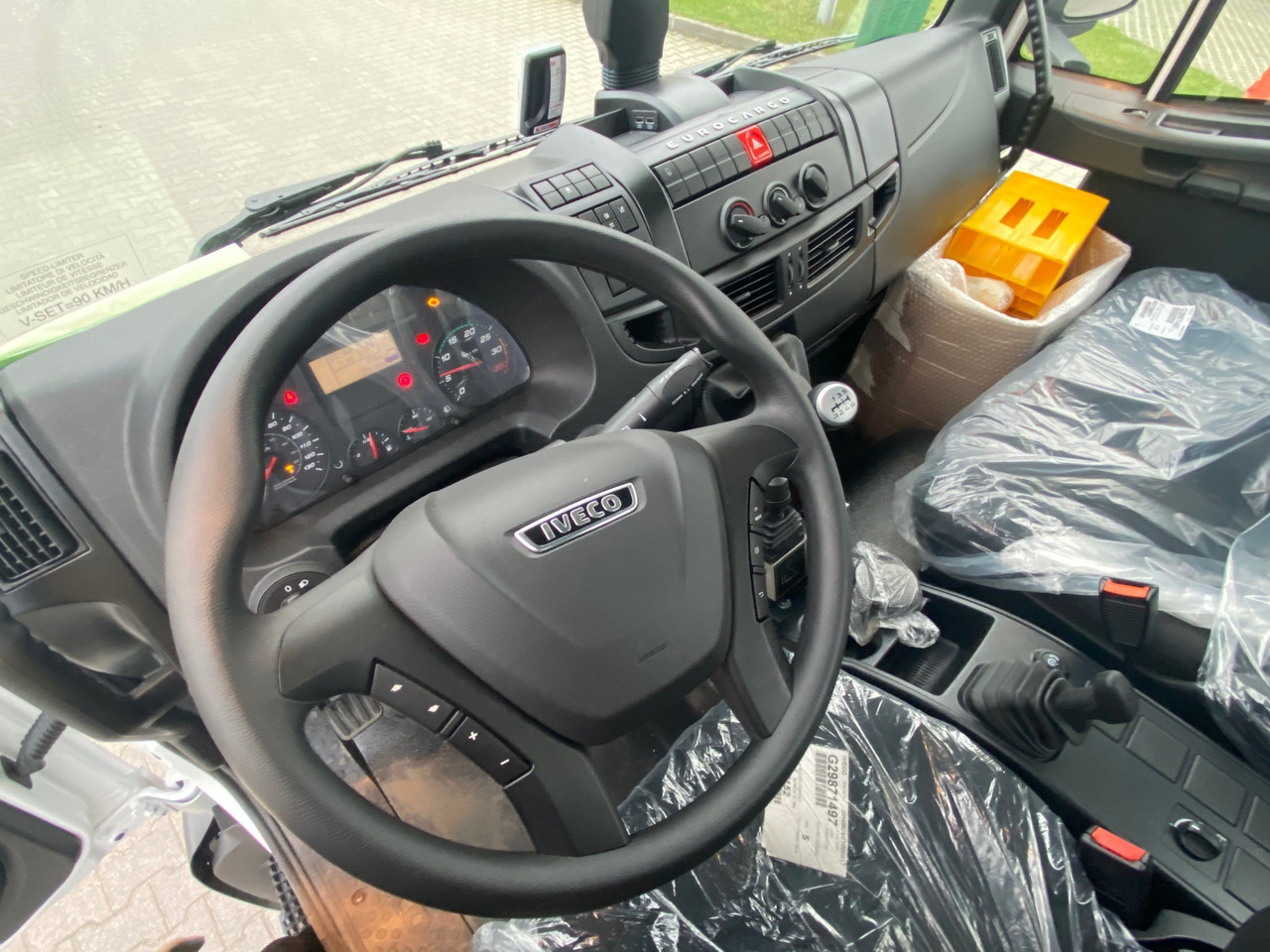 Iveco Eurocargo 120-220 ML120E22/P leasing Iveco Eurocargo 120-220 ML120E22/P: picture 7