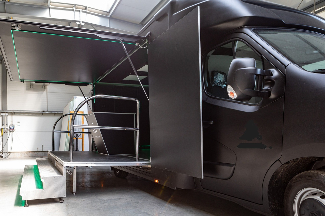 New Vending truck Renault Master 165 Messefahrzeug: picture 6