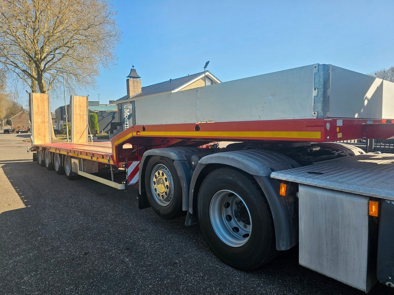 Hangler SVS-H 580 Semie Tieflader Mit Rampen - Low loader semi-trailer: picture 3 Hangler SVS-H 580 Semie Tieflader Mit Rampen - Low loader semi-trailer: picture 3