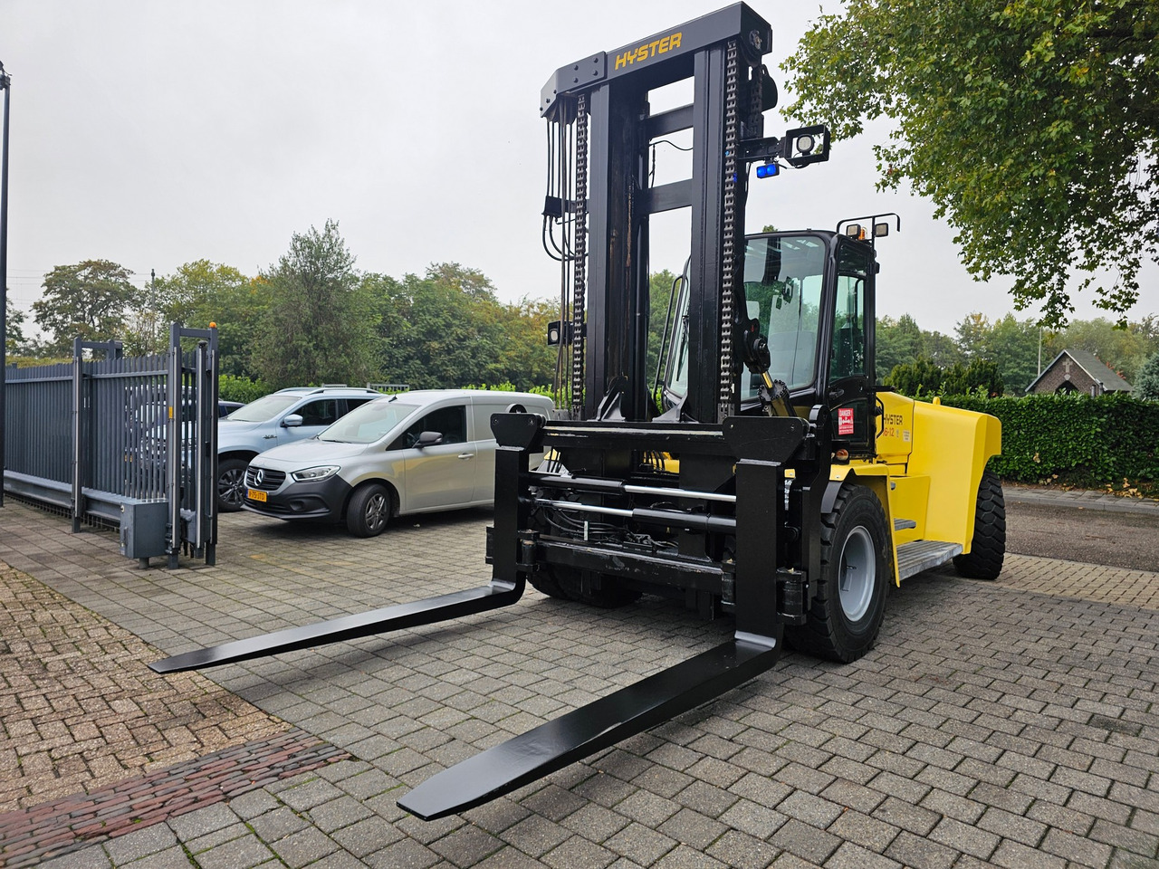 Hyster H16XM-12 - Forklift: picture 2 Hyster H16XM-12 - Forklift: picture 2