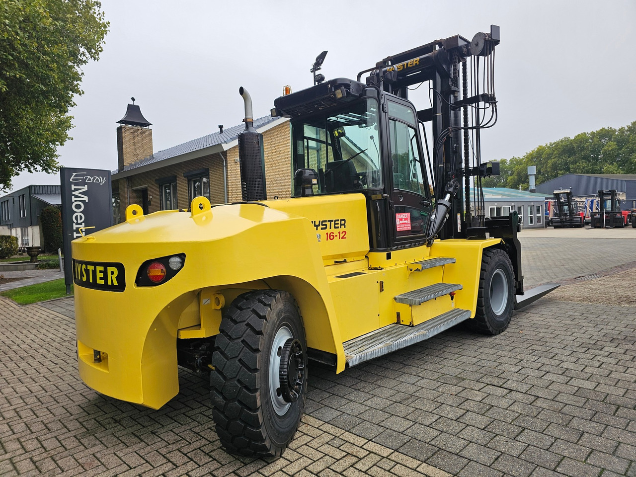 Hyster H16XM-12 - Forklift: picture 3 Hyster H16XM-12 - Forklift: picture 3