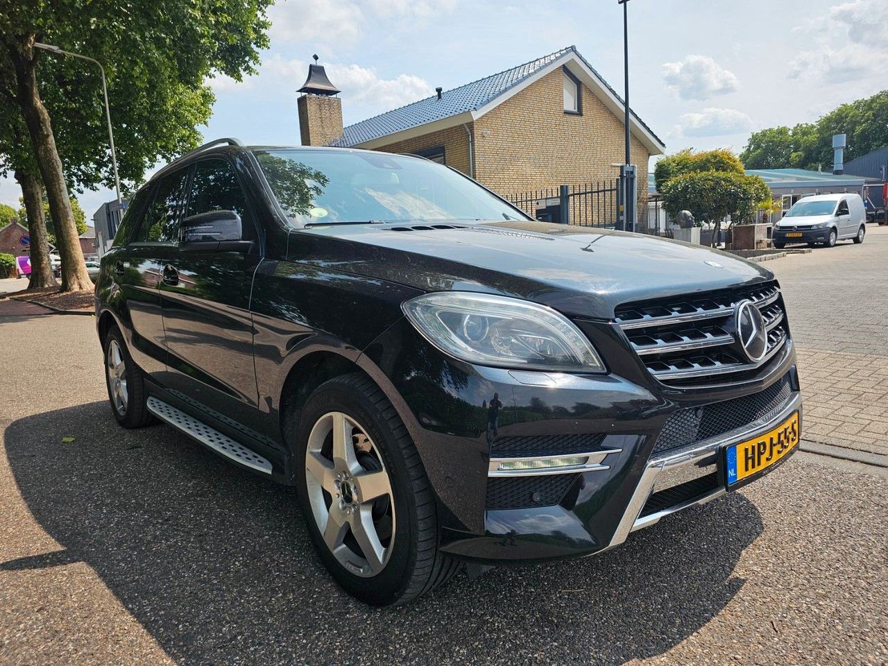 Mercedes-Benz ML 350 ML -Klasse ML 350 CDI BlueTec AMG Pakket - SUV: picture 4 Mercedes-Benz ML 350 ML -Klasse ML 350 CDI BlueTec AMG Pakket - SUV: picture 4