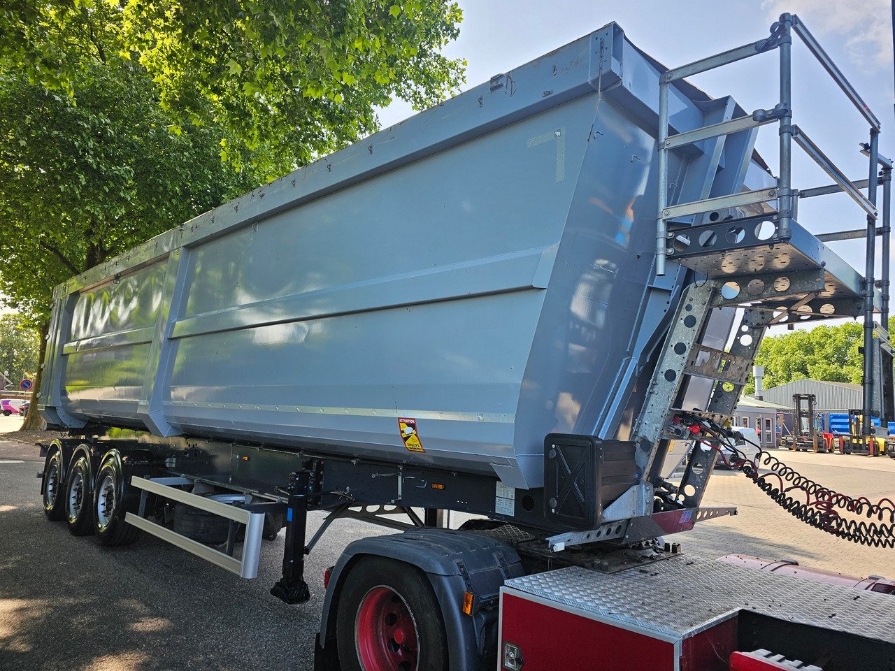 Schmitz SGF-S3 Scraptipper 55 M3 - Tipper semi-trailer: picture 3 Schmitz SGF-S3 Scraptipper 55 M3 - Tipper semi-trailer: picture 3