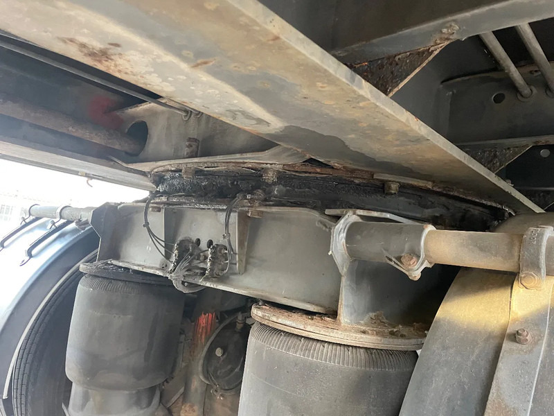 Floor Zeer goed onderhouden Floor Steen trailer Nieuwe APK Nov 2026 - Dropside/ Flatbed semi-trailer: picture 4 Floor Zeer goed onderhouden Floor Steen trailer Nieuwe APK Nov 2026 - Dropside/ Flatbed semi-trailer: picture 4