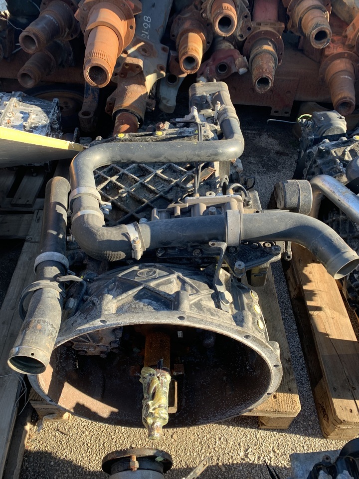 GEARBOX MAN TGX ZF16S2321 TD (WITH INTARTER) - Gearbox and parts for Truck: picture 1 GEARBOX MAN TGX ZF16S2321 TD (WITH INTARTER) - Gearbox and parts for Truck: picture 1