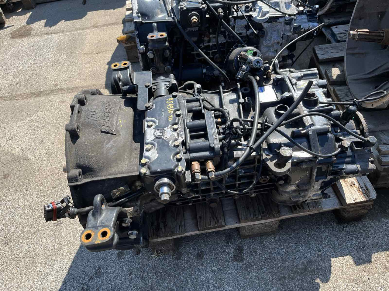 GEARBOX MAN ZF 9S1310 - Gearbox and parts for Truck: picture 2 GEARBOX MAN ZF 9S1310 - Gearbox and parts for Truck: picture 2