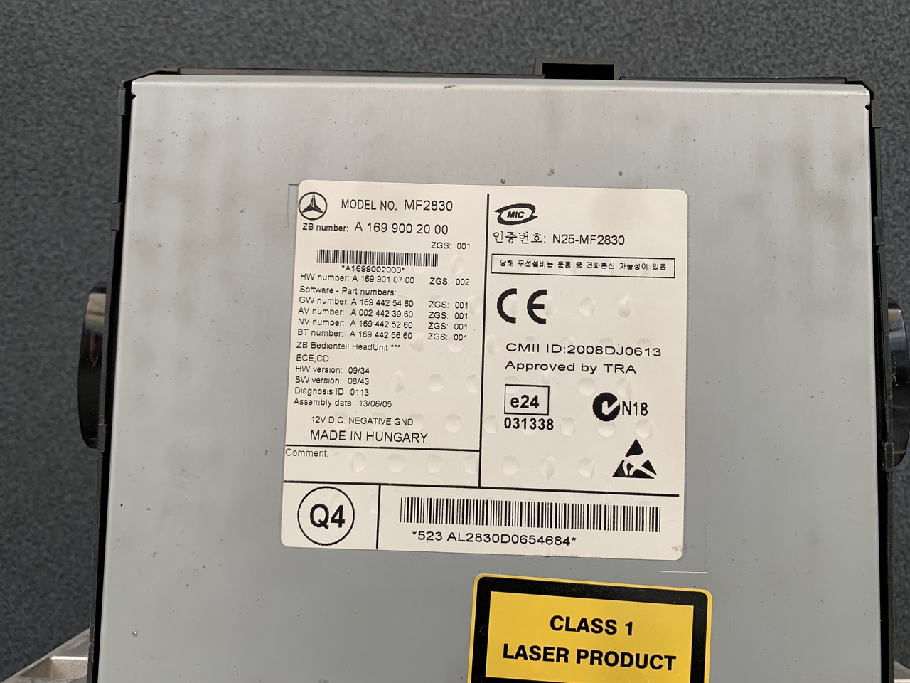 RADIO CD MERCEDES SPRINTER 906 MF2830 - Navigation system for Van: picture 2 RADIO CD MERCEDES SPRINTER 906 MF2830 - Navigation system for Van: picture 2