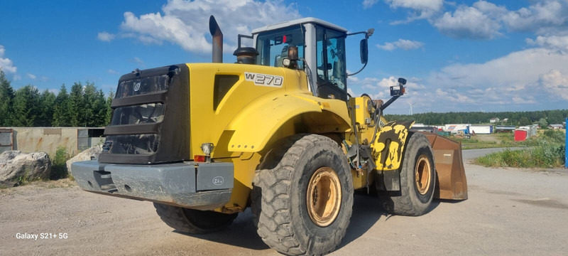 New Holland W270 - Wheel loader: picture 3 New Holland W270 - Wheel loader: picture 3