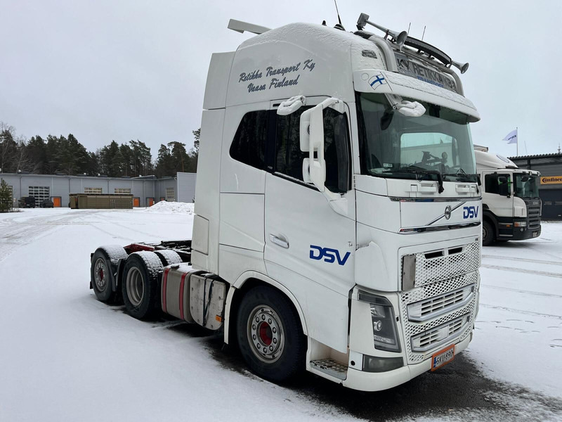 Tractor unit Volvo FH16 600: picture 8