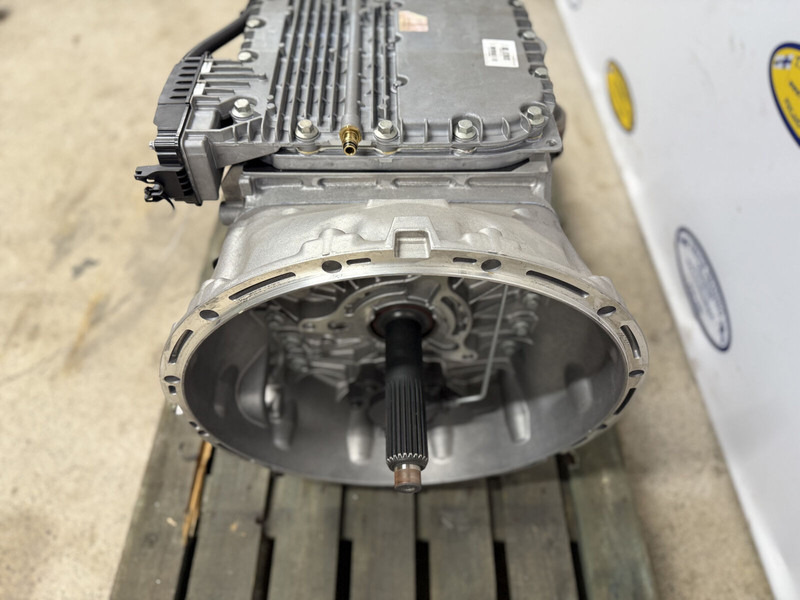 Volvo ATO2612F - Gearbox: picture 4 Volvo ATO2612F - Gearbox: picture 4