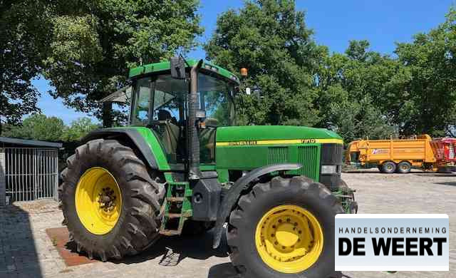 John Deere 7810 - Farm tractor: picture 3 John Deere 7810 - Farm tractor: picture 3