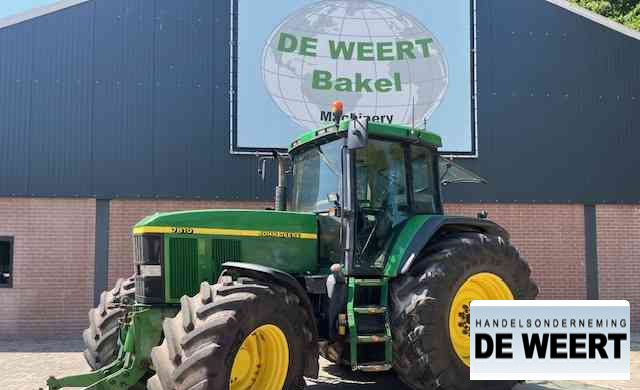 John Deere 7810 - Farm tractor: picture 1 John Deere 7810 - Farm tractor: picture 1