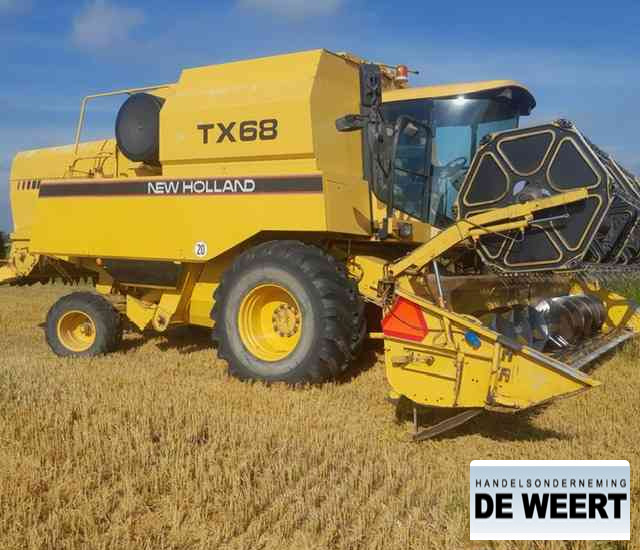 Combine harvester New Holland TX 68 , tx 68: picture 1