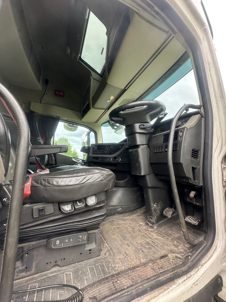 VOLVO FH500 6×2 - Tractor unit: picture 2 VOLVO FH500 6×2 - Tractor unit: picture 2