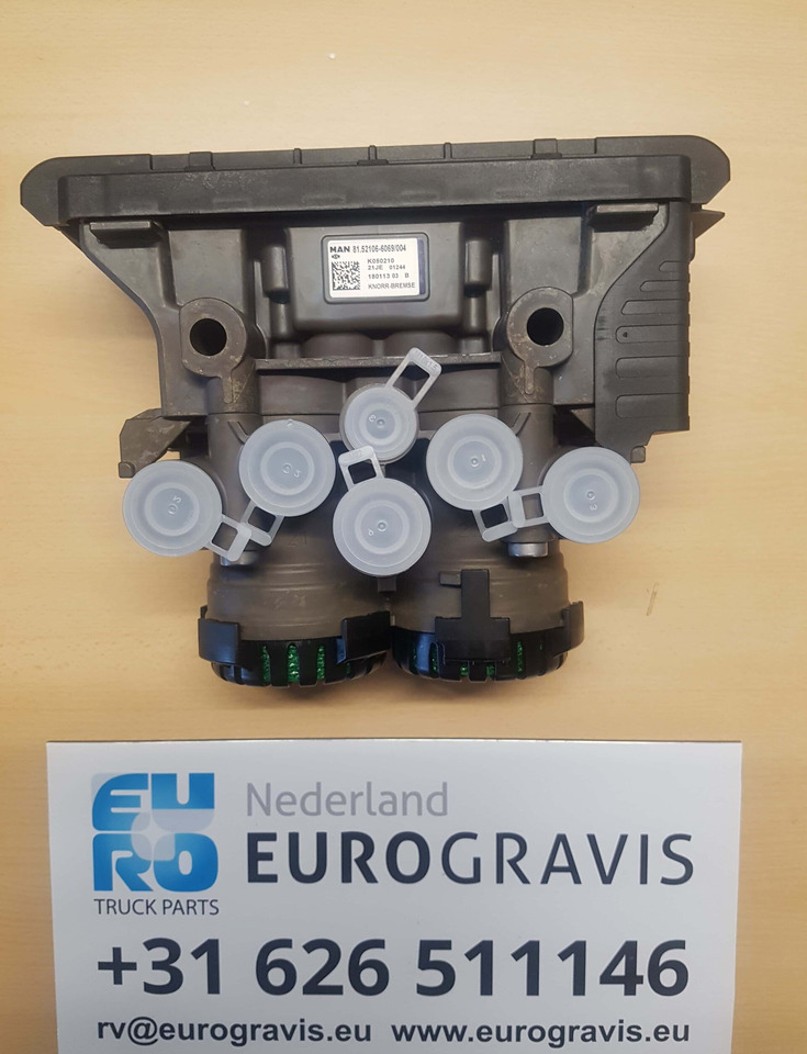 81521066069 EBS VALVE 2-WAY KNORR BREMSE MAN TGS BASIC 6x2 - Brake valve for Truck: picture 1 81521066069 EBS VALVE 2-WAY KNORR BREMSE MAN TGS BASIC 6x2 - Brake valve for Truck: picture 1