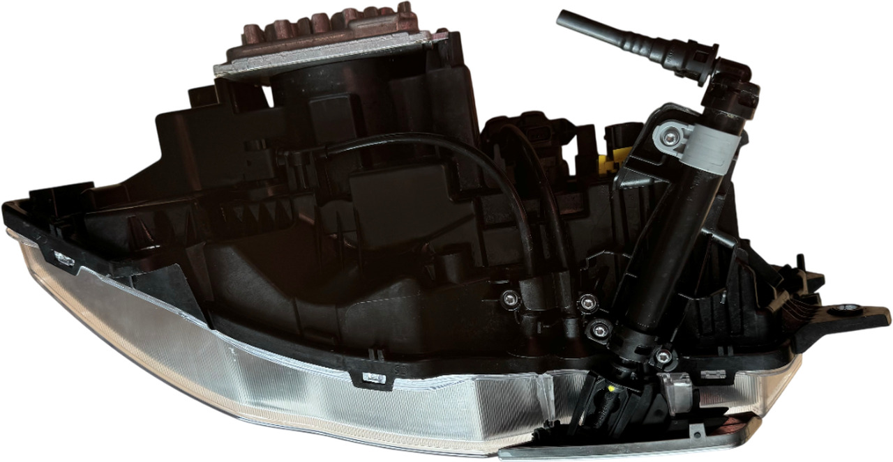 DAF XD XF XG LED KOPLAMP RRV LINKS GEBRUIKT 2188970U - Headlight for Truck: picture 4 DAF XD XF XG LED KOPLAMP RRV LINKS GEBRUIKT 2188970U - Headlight for Truck: picture 4