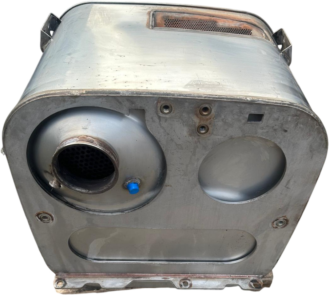 KATALYSATOR MAN TGX E6 VOOR FACELIFT GEREVISEERD + BORG | 81151036247 - Catalytic converter for Truck: picture 1 KATALYSATOR MAN TGX E6 VOOR FACELIFT GEREVISEERD + BORG | 81151036247 - Catalytic converter for Truck: picture 1