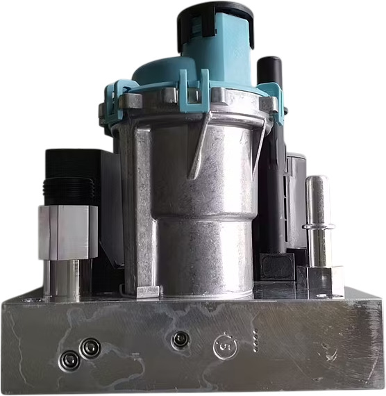 VOLVO FH4 ADBLUE POMP | +DEPOSIT | 85022215 - Fuel system for Truck: picture 4 VOLVO FH4 ADBLUE POMP | +DEPOSIT | 85022215 - Fuel system for Truck: picture 4