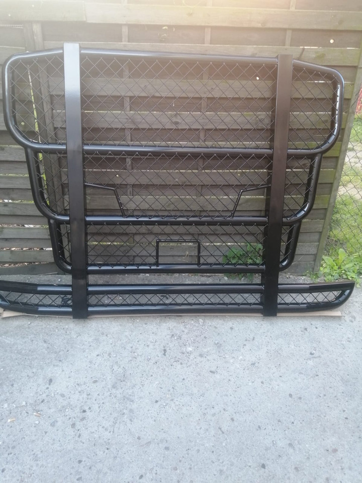 Volvo FH4 BULLBAR RVS primer NIET GESPOTEN 000010 - Body and exterior for Truck: picture 5 Volvo FH4 BULLBAR RVS primer NIET GESPOTEN 000010 - Body and exterior for Truck: picture 5
