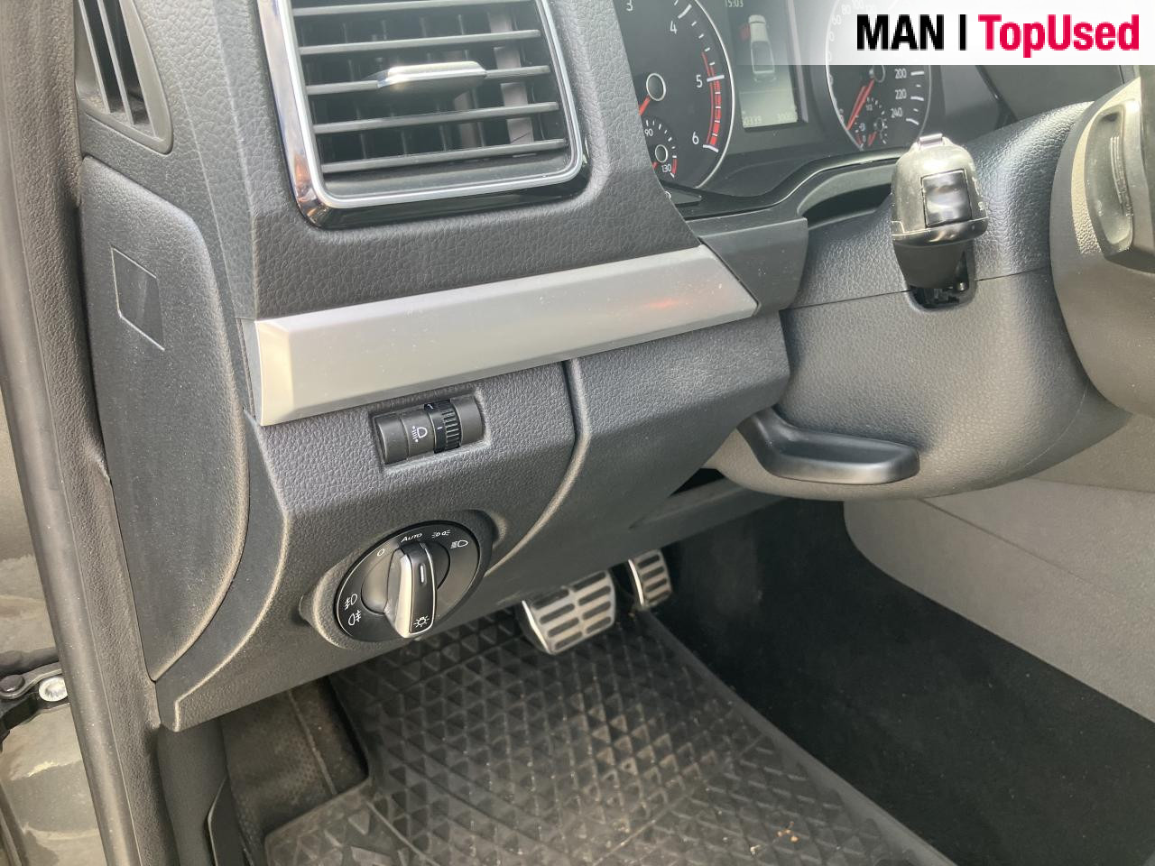 VOLKSWAGEN AMAROK, 3.0 V6 - Passenger van: picture 2 VOLKSWAGEN AMAROK, 3.0 V6 - Passenger van: picture 2