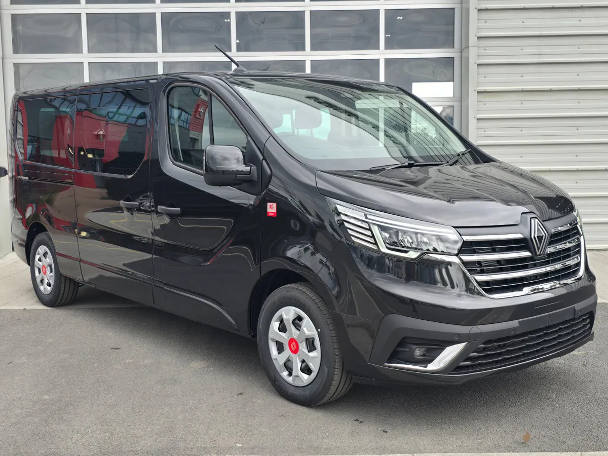 2025 Renault Trafic Combi 170BHP Auto - Passenger van: picture 4 2025 Renault Trafic Combi 170BHP Auto - Passenger van: picture 4