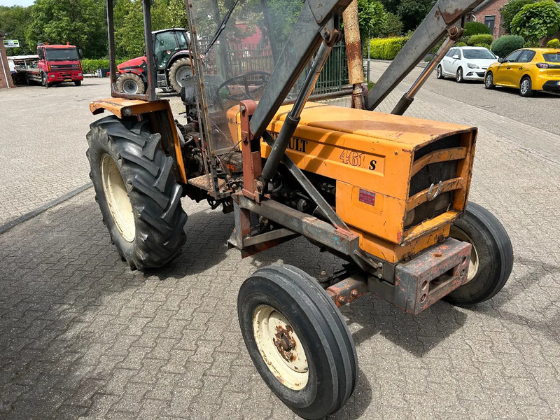 Renault 461S 461S - Farm tractor: picture 3 Renault 461S 461S - Farm tractor: picture 3