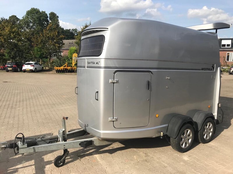 Westfalia 2 paards trailer Westfalia Jupiter 2 paards trailer - Horse trailer: picture 1 Westfalia 2 paards trailer Westfalia Jupiter 2 paards trailer - Horse trailer: picture 1