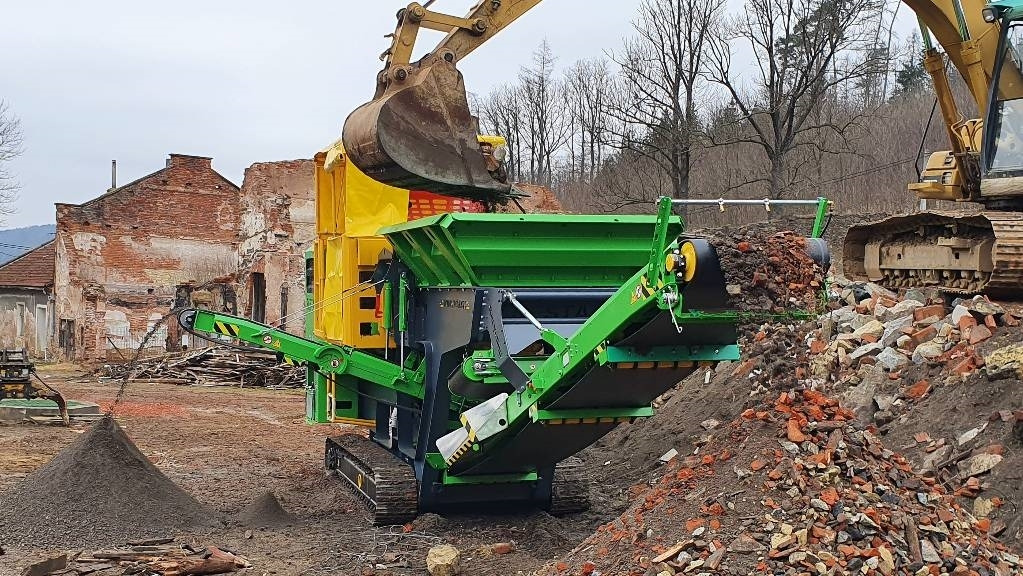 Resta CH1 710x500, CK6 710x500 - Mobile crusher: picture 3 Resta CH1 710x500, CK6 710x500 - Mobile crusher: picture 3