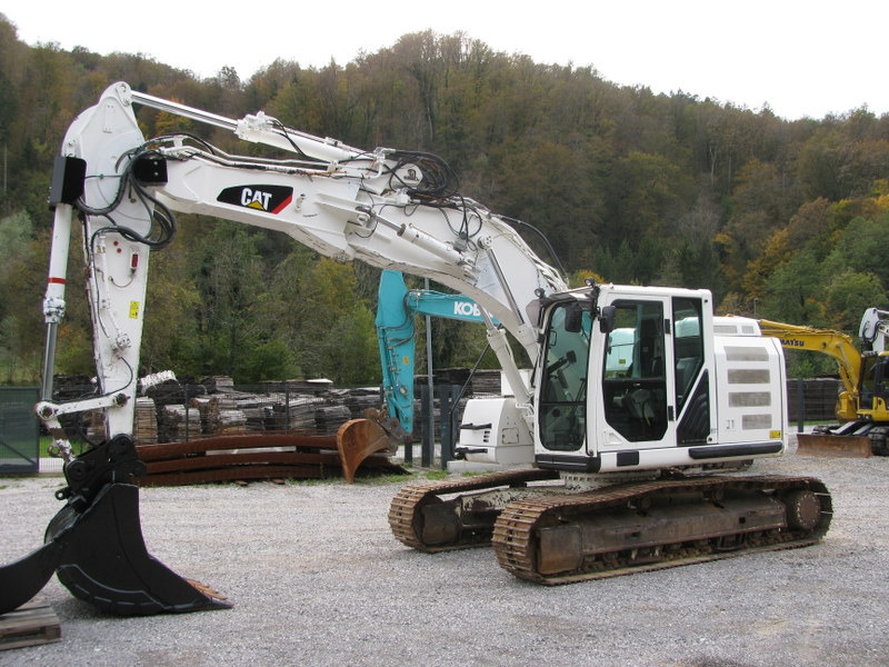 CATERPILLAR 320E LRR with 4 tools - Crawler excavator: picture 1 CATERPILLAR 320E LRR with 4 tools - Crawler excavator: picture 1