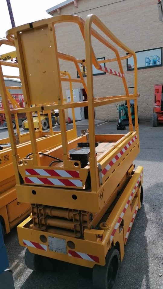 Haulotte Optimum 8 - Scissor lift: picture 4 Haulotte Optimum 8 - Scissor lift: picture 4