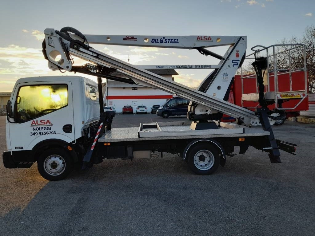 Truck mounted aerial platform Oil & Steel 2112: picture 7