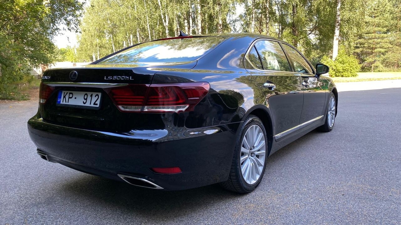 Lexus LS600hL President - Sedan: picture 4 Lexus LS600hL President - Sedan: picture 4
