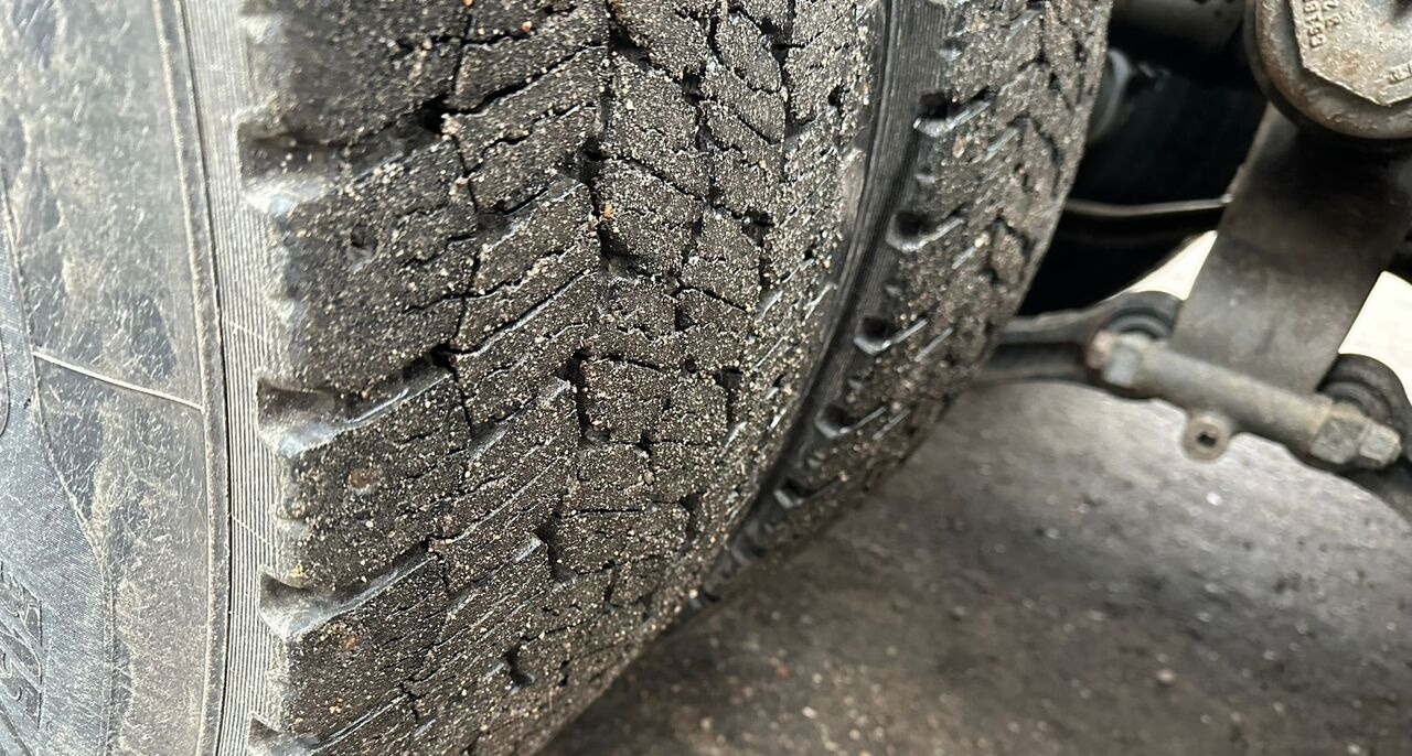 Scania R 650 10x4 Full steel - Cab chassis truck: picture 3 Scania R 650 10x4 Full steel - Cab chassis truck: picture 3