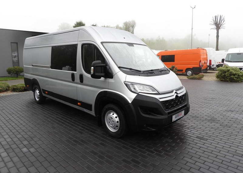 Citroën JUMPER FURGON BRYGADÓWKA 7 MIEJSC TEMPOMAT LEDY KLIMATYZACJA - Minibus, Passenger van: picture 4 Citroën JUMPER FURGON BRYGADÓWKA 7 MIEJSC TEMPOMAT LEDY KLIMATYZACJA - Minibus, Passenger van: picture 4