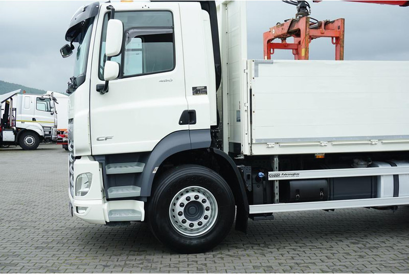 Dropside/ Flatbed truck, Crane truck DAF CF / 480 / 6 X 2 / SKRZYNIOWY + HDS / PALFINGER PK 22 001L / OŚ: picture 19