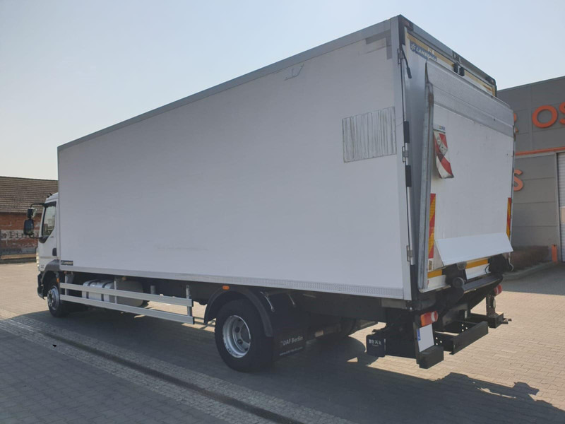 DAF LF 220 EURO 6 6 CYL. LAMBERET - Refrigerator truck: picture 3 DAF LF 220 EURO 6 6 CYL. LAMBERET - Refrigerator truck: picture 3