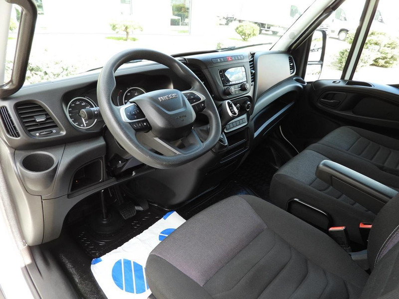 Iveco DAILY 35C16 KONTENER WINDA 8 PALET TEMPOMAT AUTOMAT HI-MATIC BLI - Box van: picture 2 Iveco DAILY 35C16 KONTENER WINDA 8 PALET TEMPOMAT AUTOMAT HI-MATIC BLI - Box van: picture 2