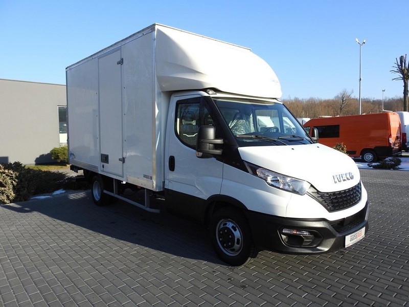 Iveco DAILY 35C16 KONTENER WINDA 8 PALET TEMPOMAT BLIŹNIACZE KOŁA KLIM - Box van: picture 4 Iveco DAILY 35C16 KONTENER WINDA 8 PALET TEMPOMAT BLIŹNIACZE KOŁA KLIM - Box van: picture 4