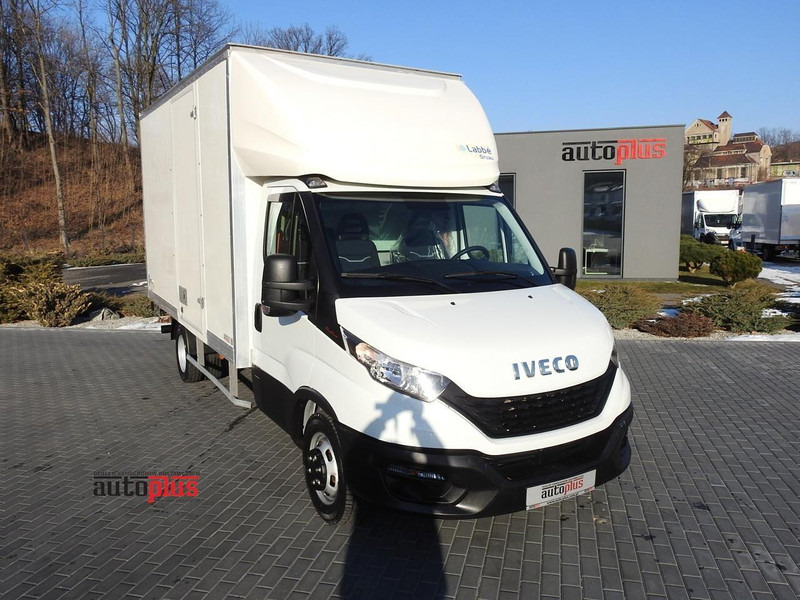 Iveco DAILY 35C16 KONTENER WINDA 8 PALET TEMPOMAT BLIŹNIACZE KOŁA KLIM - Box van: picture 1 Iveco DAILY 35C16 KONTENER WINDA 8 PALET TEMPOMAT BLIŹNIACZE KOŁA KLIM - Box van: picture 1